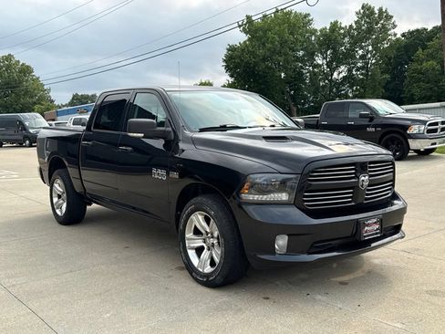 Used 2015 RAM 1500 Sport w/ Sport Premium Group AWD/4WD image 18
