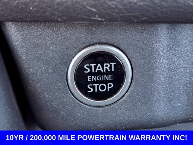 Used 2023 Nissan Rogue S AWD/4WD image 28