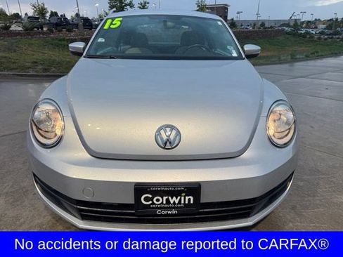 Used 2015 Volkswagen Beetle 1.8T Classic FWD image 2