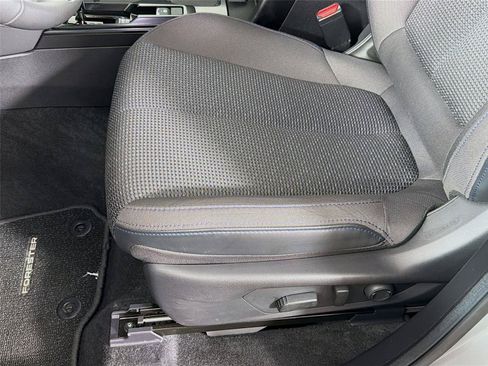 Used 2026 Subaru Forester Premium AWD/4WD image 15