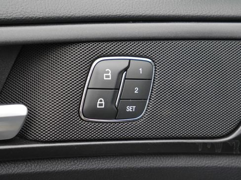 Used 2020 Ford Fusion Titanium image 29