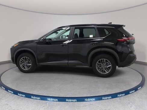 Used 2023 Nissan Rogue S AWD/4WD image 9