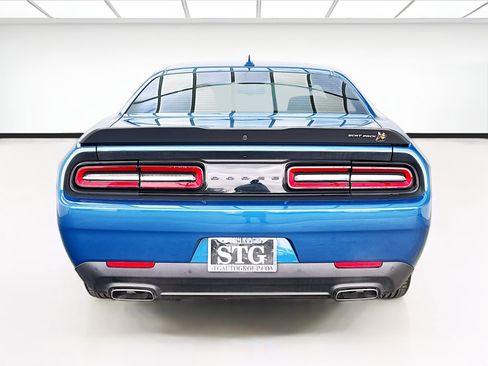 Used 2021 Dodge Challenger GT w/ Driver Convenience Group RWD image 5