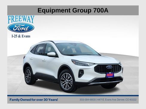 Used 2024 Ford Escape SE FWD image 1