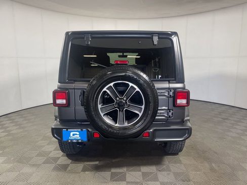 Used 2023 Jeep Wrangler Sahara image 6