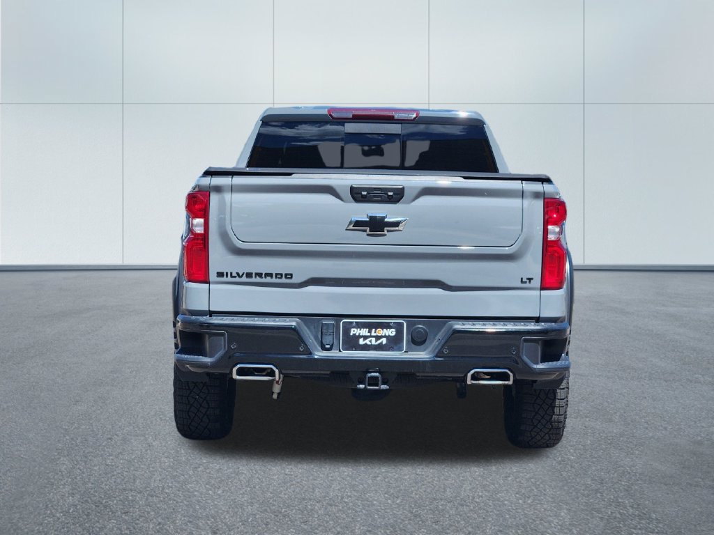 Used 2024 Chevrolet Silverado 1500 LT Trail Boss w/ Convenience Package II AWD/4WD image 6