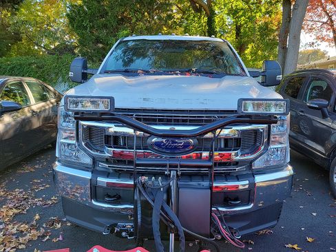 Used 2022 Ford F250 XL w/ STX Appearance Package AWD/4WD image 2