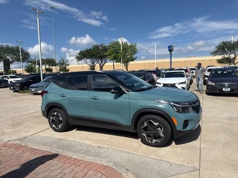 Certified 2026 Kia Seltos S FWD image 9