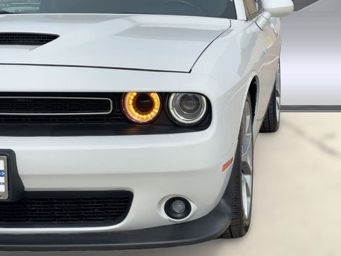 Used 2022 Dodge Challenger GT image 10