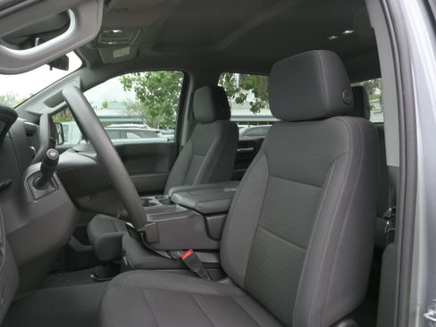 Used 2024 Chevrolet Silverado 1500 Custom AWD/4WD image 9