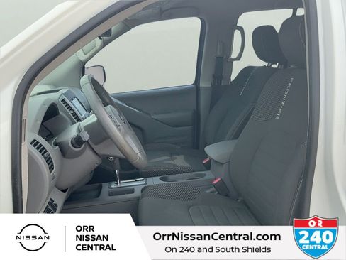 Used 2019 Nissan Frontier Desert Runner image 17