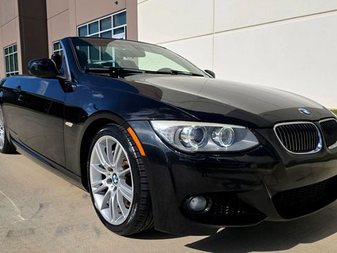 Used 2013 BMW 335i Convertible RWD image 4