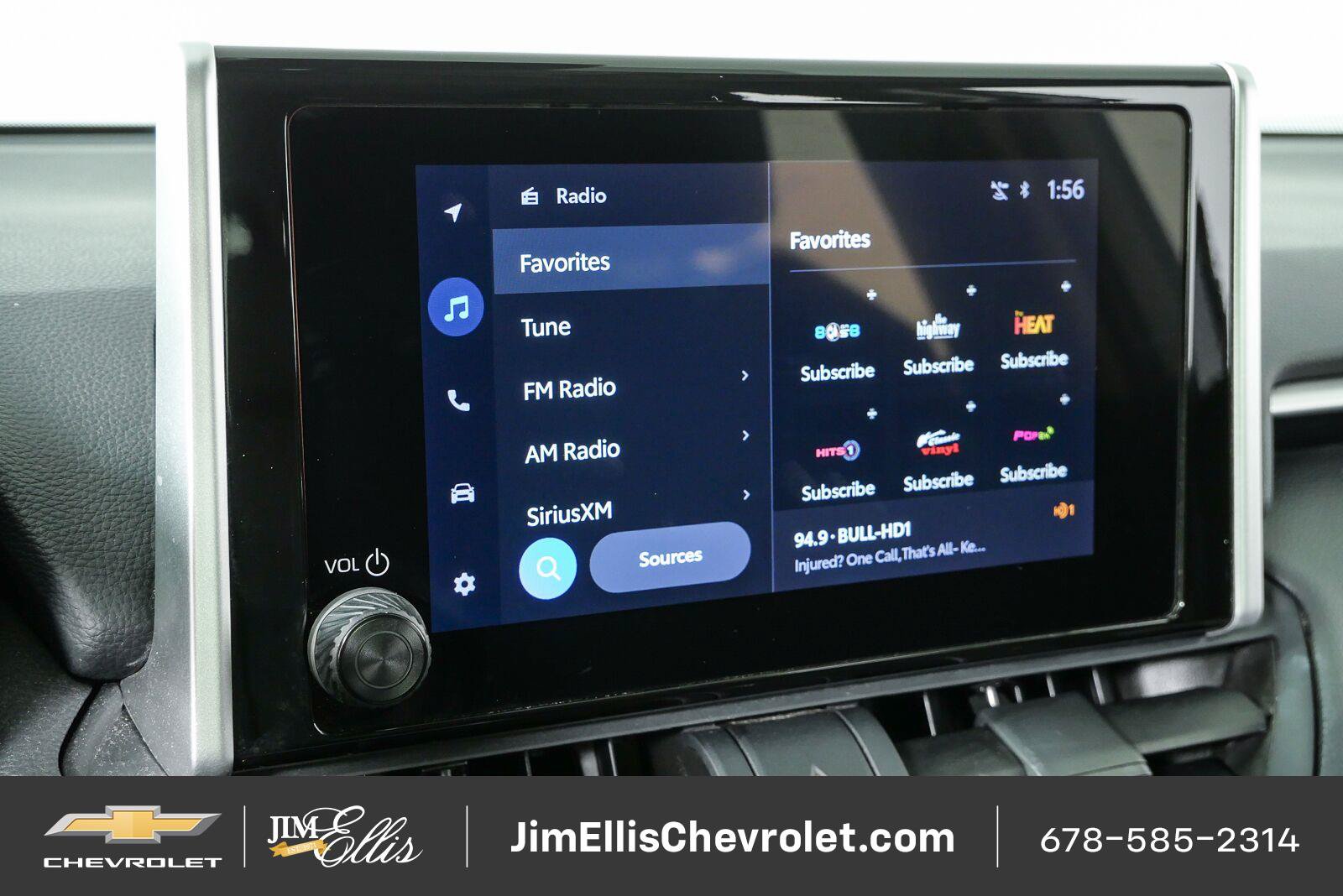 Used 2024 Toyota RAV4 XLE FWD image 14