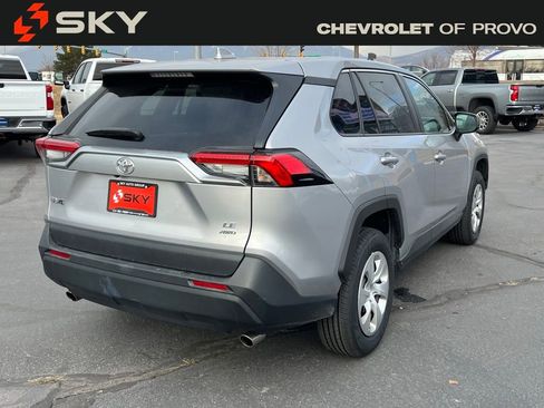 Used 2024 Toyota RAV4 LE image 6