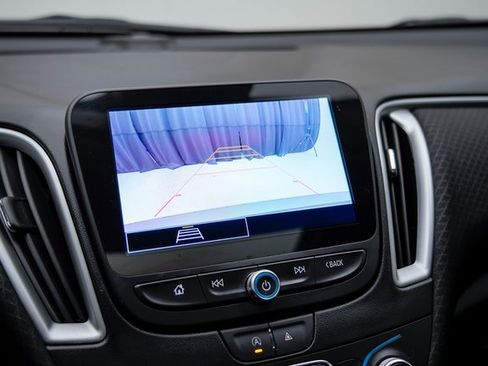 Used 2023 Chevrolet Malibu LT image 29