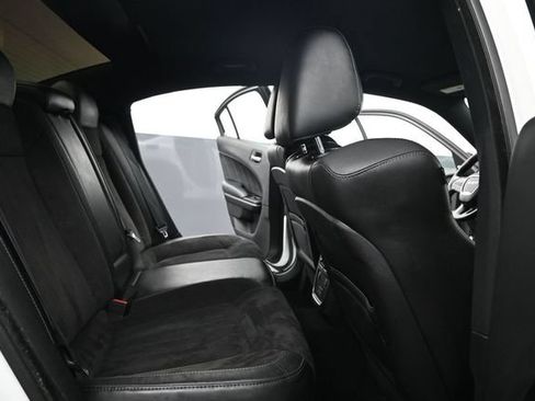 Used 2019 Dodge Charger Scat Pack w/ Plus Group RWD image 20