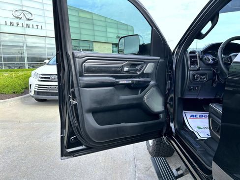 Used 2019 RAM 1500 Limited AWD/4WD image 9