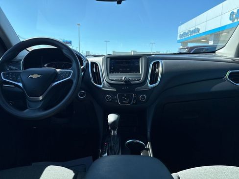Used 2022 Chevrolet Equinox LT FWD image 15