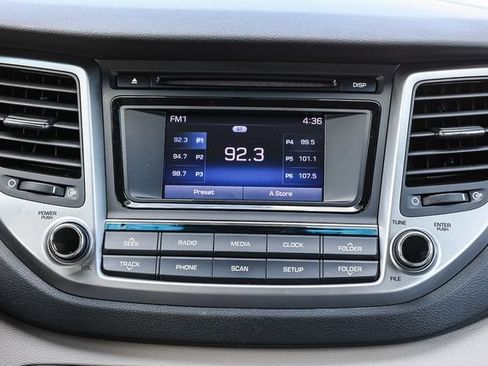 Used 2018 Hyundai Tucson SE FWD image 15