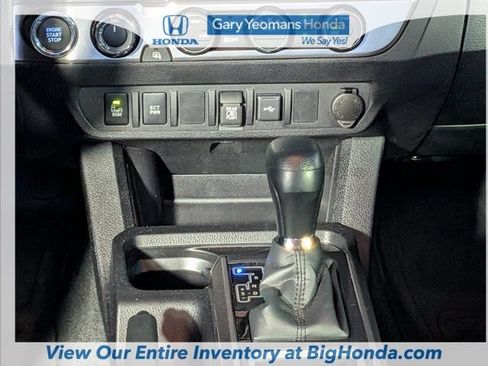 Used 2023 Toyota Tacoma SR5 w/ Technology Package AWD/4WD image 19