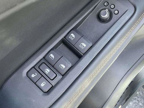 New 2026 Jeep Cherokee Overland w/ Advanced Pro Tech Group AWD/4WD image 25