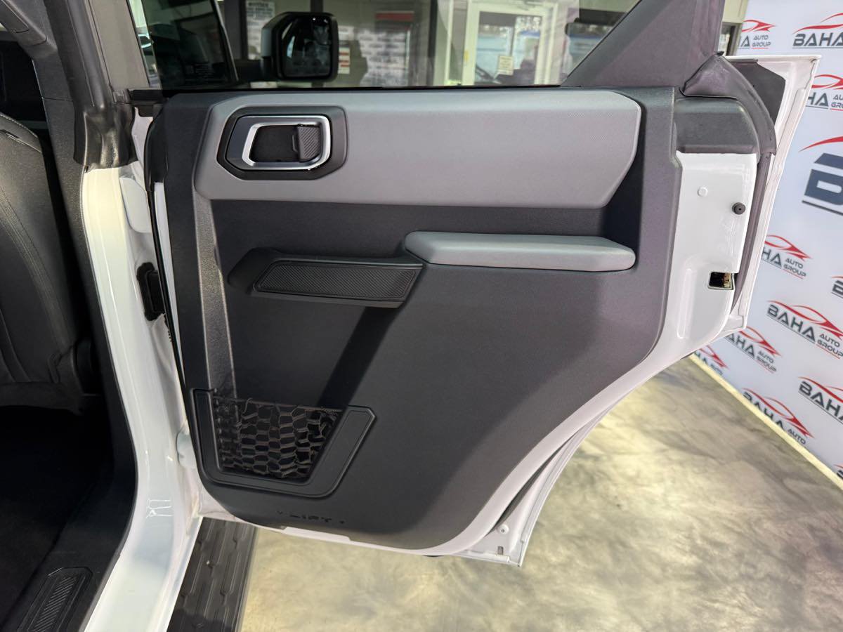 Used 2022 Ford Bronco Big Bend w/ Sasquatch Package AWD/4WD image 42
