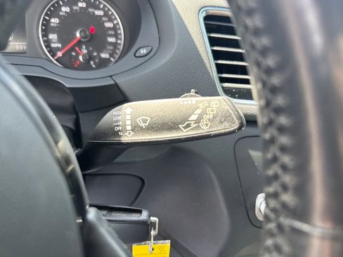 Used 2018 Audi Q3 2.0T Premium image 39