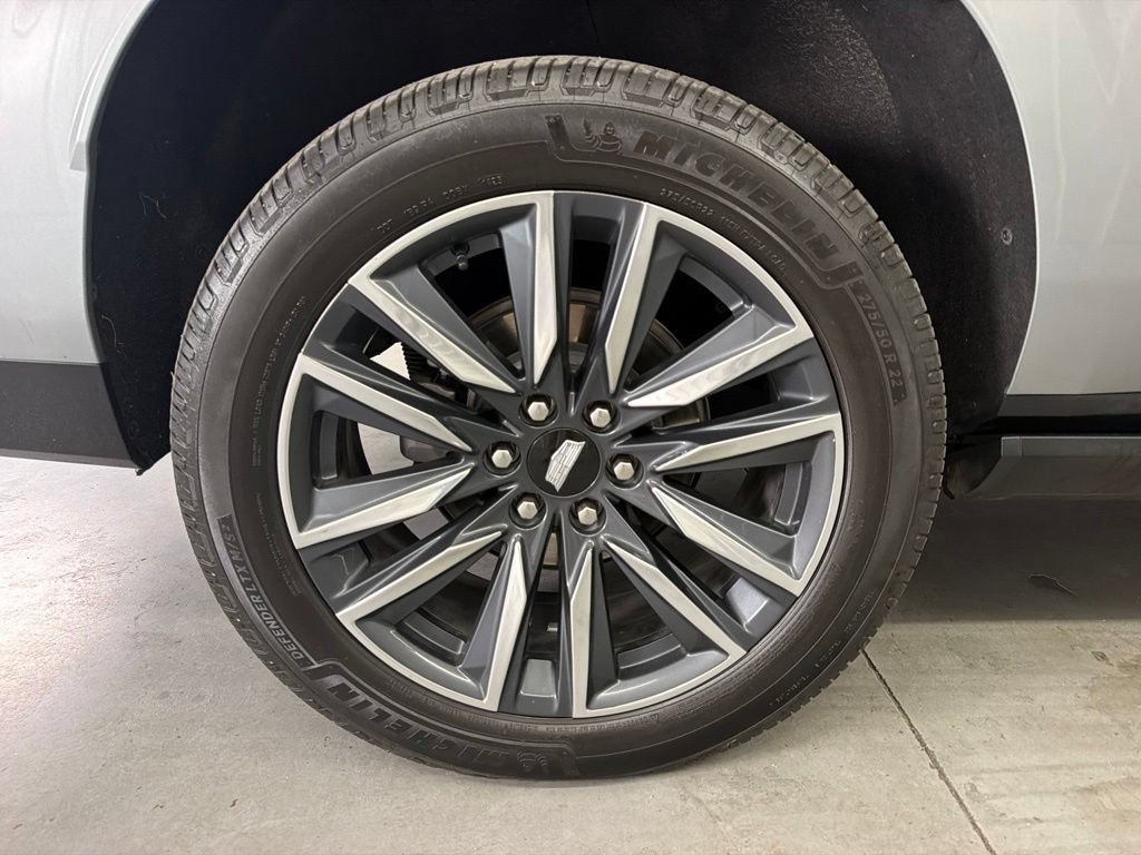 Used 2024 Cadillac Escalade ESV Sport Platinum AWD/4WD image 12