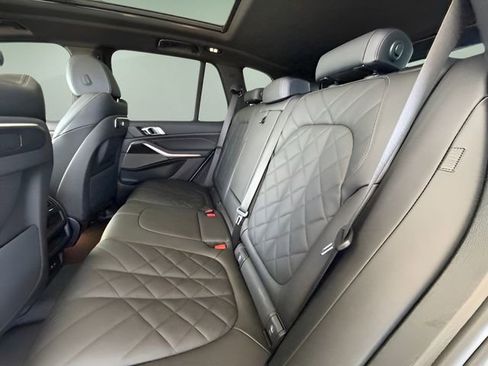 Used 2025 BMW X5 sDrive40i w/ M Sport Package image 29