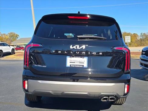 New 2025 Kia Telluride EX w/ EX Captain's Chair Package image 4