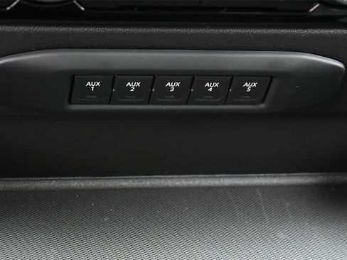Used 2025 Chevrolet Silverado 2500 ZR2 w/ Technology Package AWD/4WD image 22