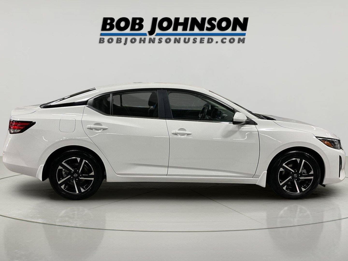Used 2025 Nissan Sentra SV w/ Trunk Package FWD image 9