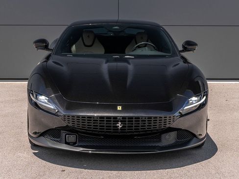 Certified 2024 Ferrari Roma RWD image 3