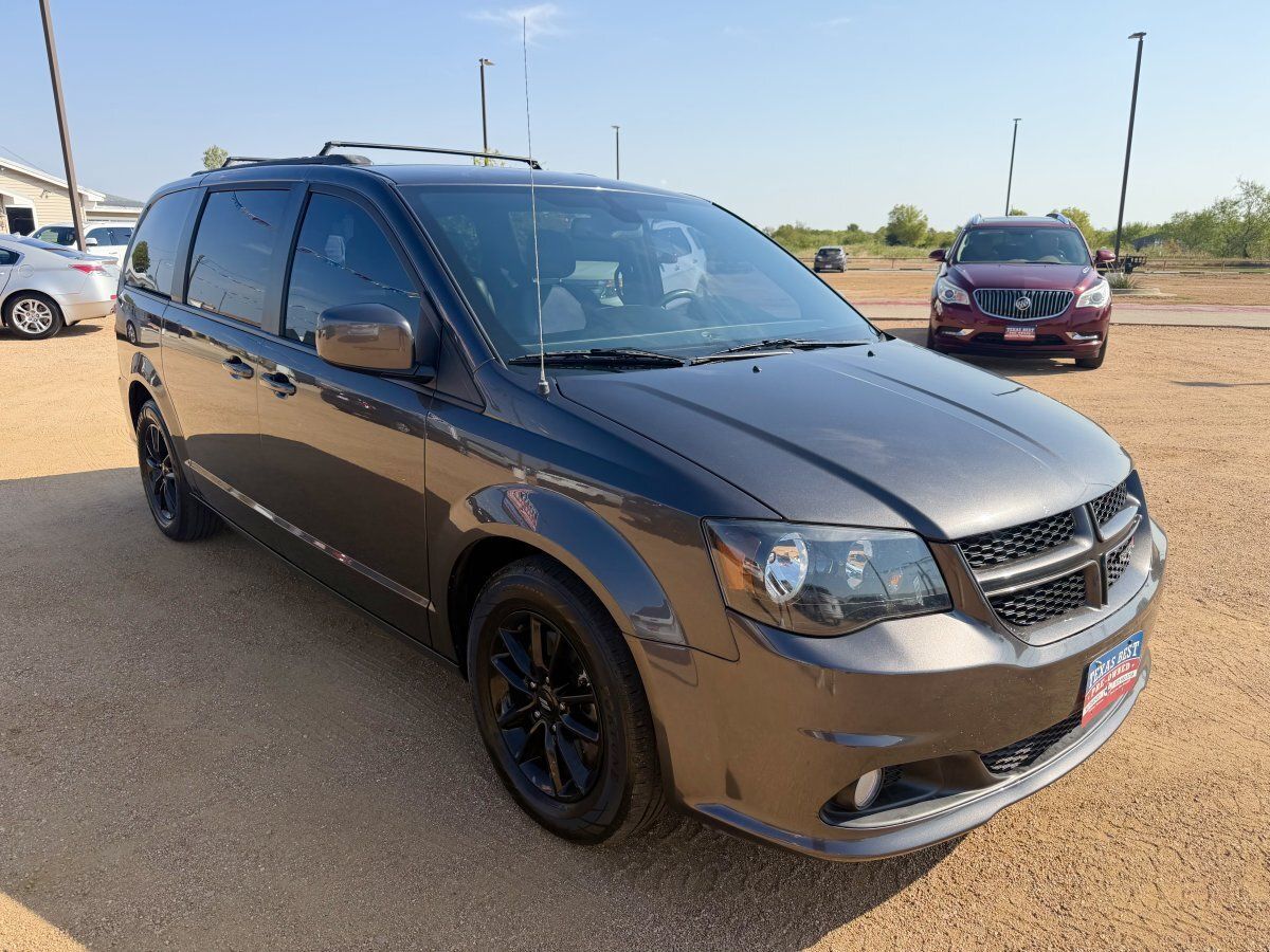 Used 2019 Dodge Grand Caravan GT FWD image 3