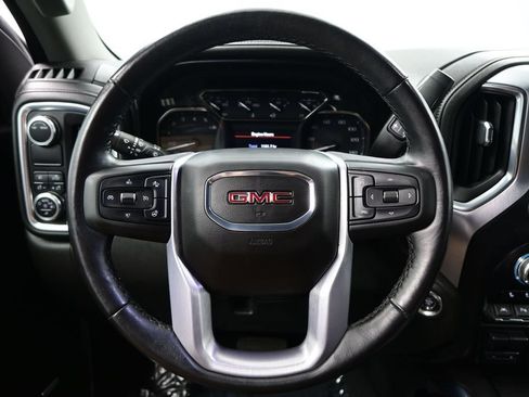 Used 2021 GMC Sierra 1500 SLT w/ SLT Premium Plus Package RWD image 17