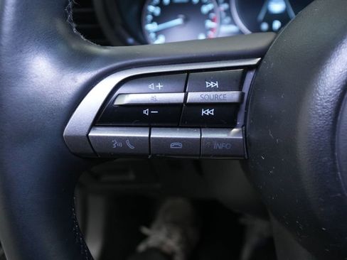Used 2021 MAZDA MAZDA3 s image 31