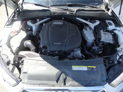 Used 2019 Audi A4 2.0T Premium AWD/4WD image 17