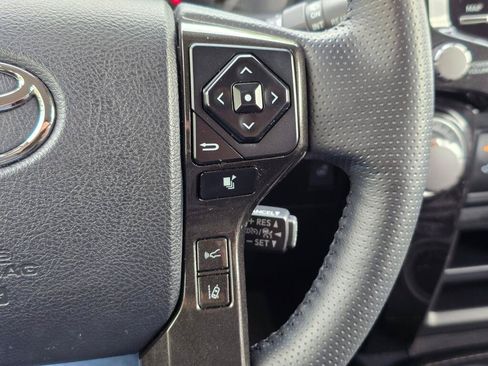 Used 2024 Toyota 4Runner TRD Off-Road Premium w/ Off Road Premium Plus Package AWD/4WD image 30