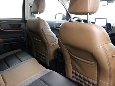 Used 2024 Ford Bronco Sport Outer Banks AWD/4WD image 16