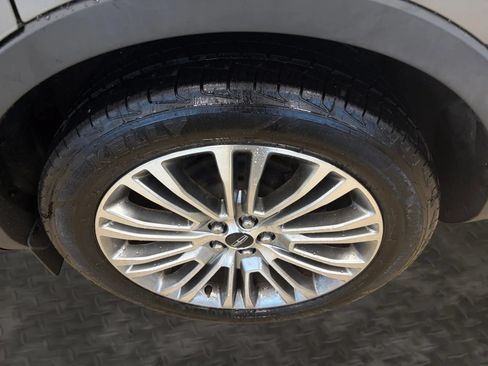 Used 2017 Lincoln MKX Reserve w/ Lincoln MKX Climate Package AWD/4WD image 43