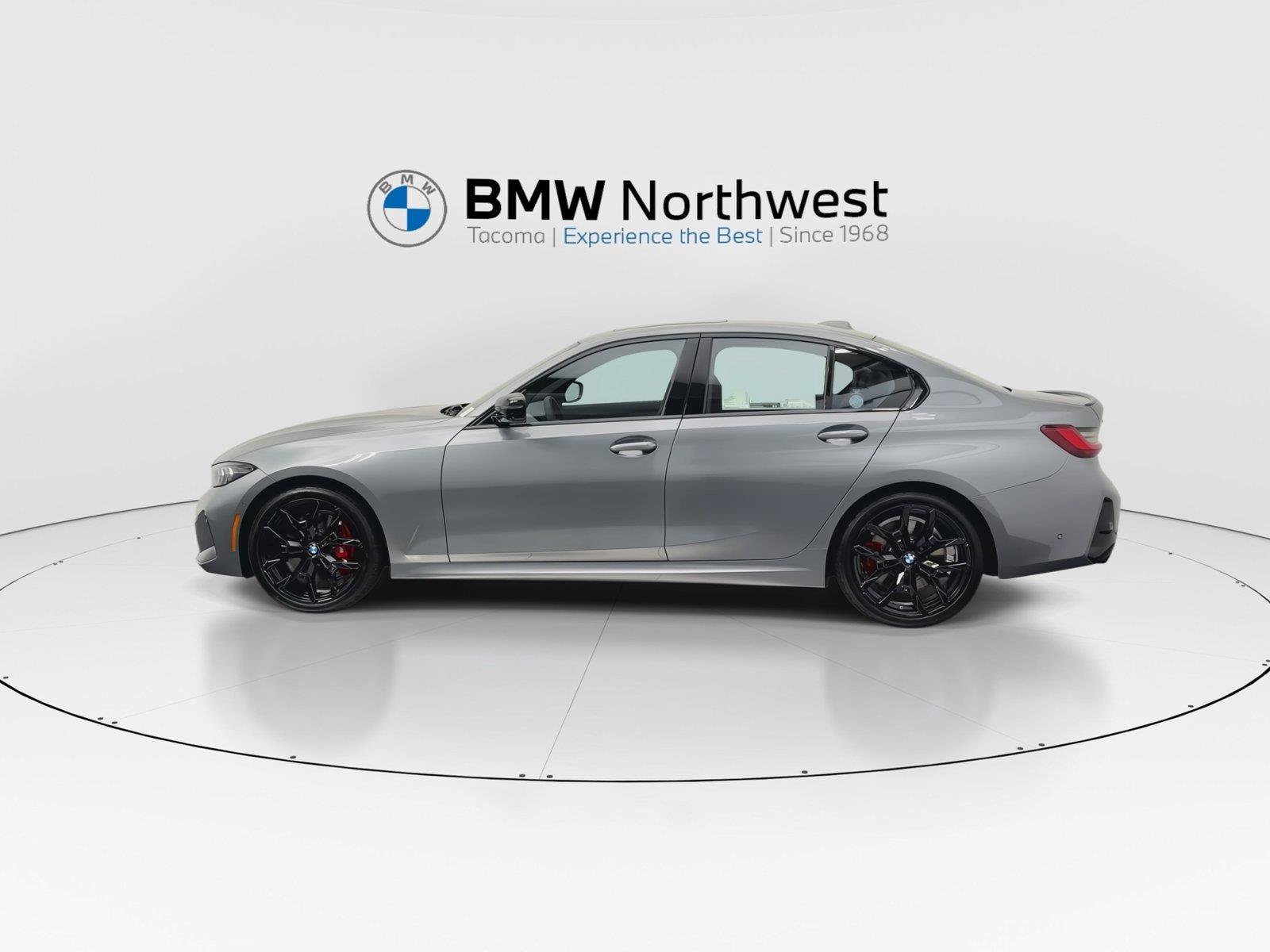 New 2026 BMW 330i xDrive Sedan w/ M Sport Package AWD/4WD image 11