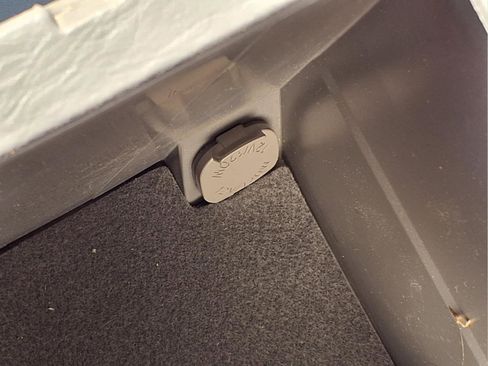 Used 2005 Toyota Corolla LE image 19