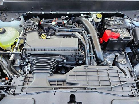 New 2026 Ford Maverick Lariat w/ 4K Tow Package AWD/4WD image 17