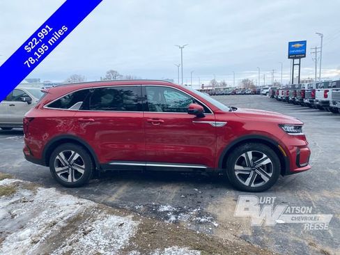 Used 2022 Kia Sorento EX image 7