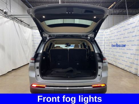 Used 2021 Jeep Grand Cherokee L Limited image 24