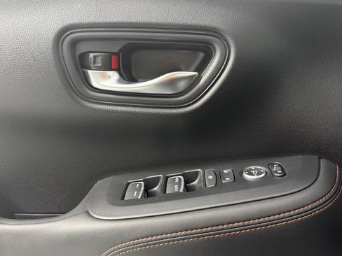 Used 2024 Honda HR-V Sport image 12