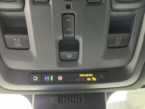 Certified 2025 GMC Yukon XL Denali w/ Sun & Power Step Package image 31