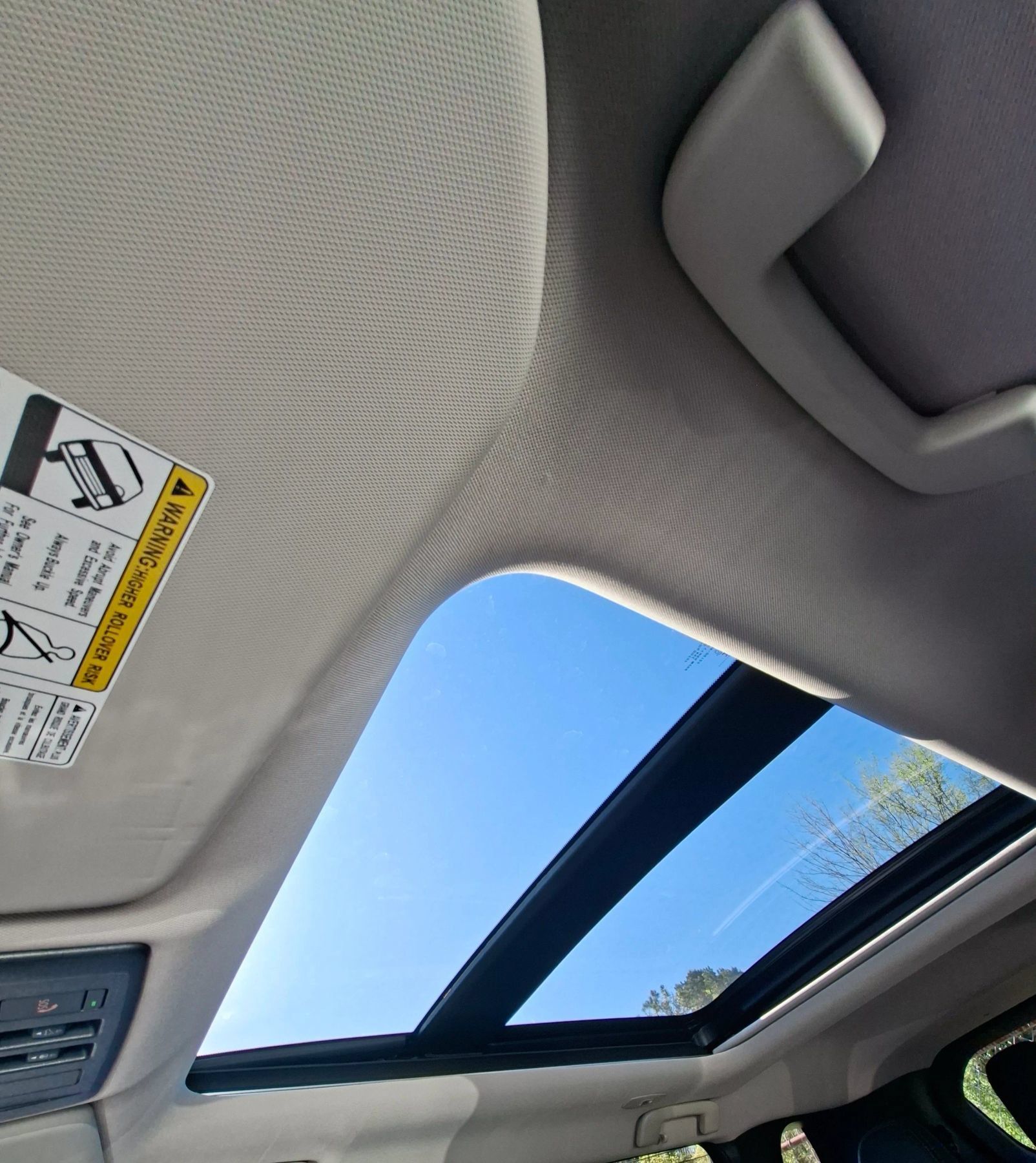 Used 2024 Mitsubishi Outlander Ralliart AWD/4WD image 30