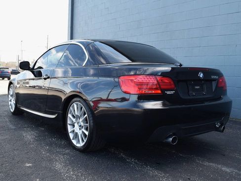 Used 2012 BMW 335i Convertible RWD image 10