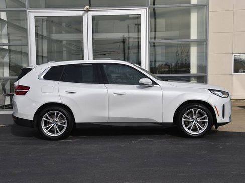 Used 2025 BMW X3 xDrive30i image 7